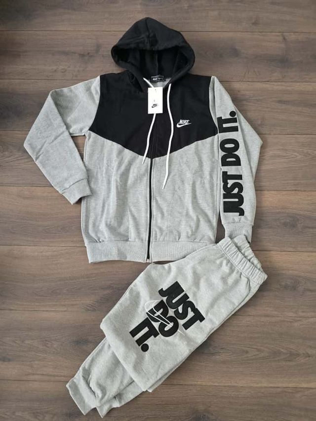 Chandals Nike